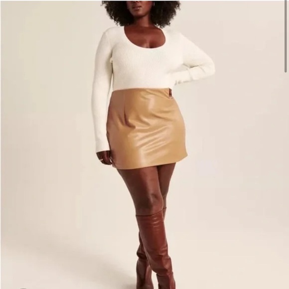 Leather Skort NWT - Picture 2 of 5